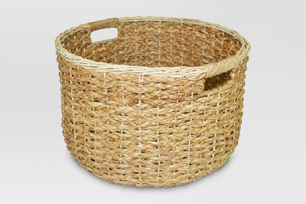 Round Seagrass Wicker Decorative Basket