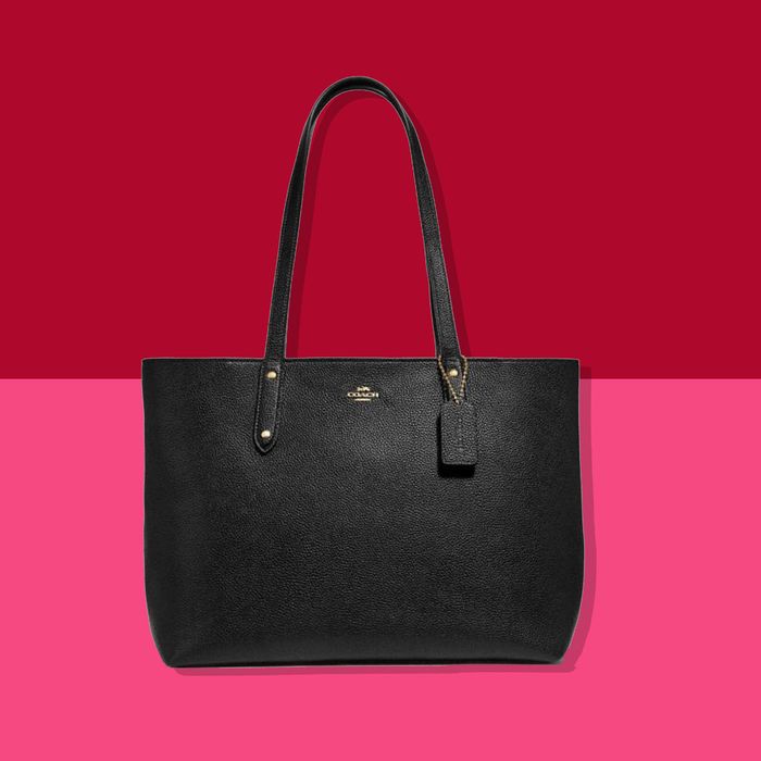 Coach Central Tote With Zip in Black on Sale 2019 | The Strategist