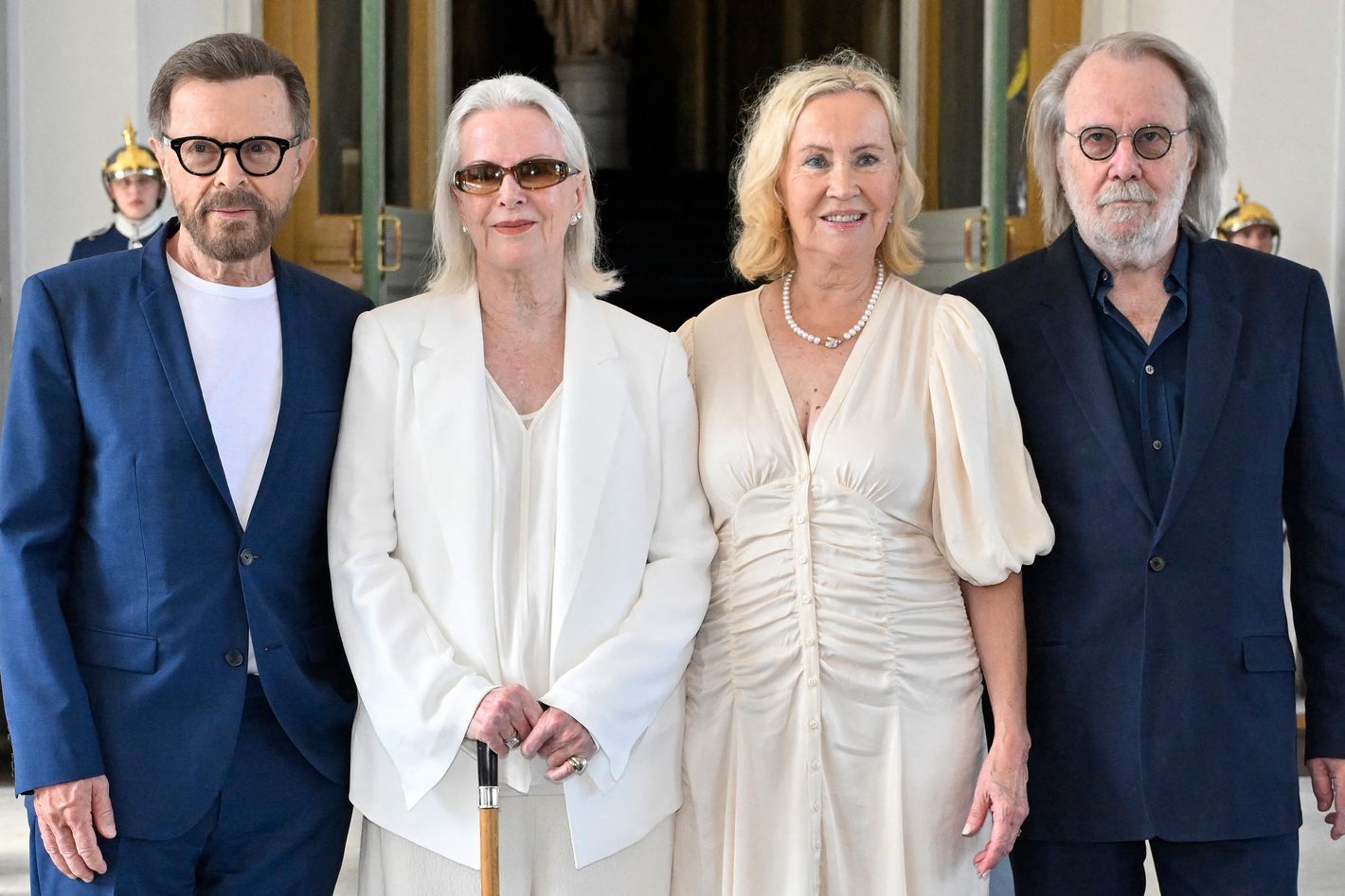 Gimme, Gimme, Gimme an ABBA Knighthood Reunion