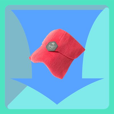 TRTL - Neck Support Travel Pillow - Red