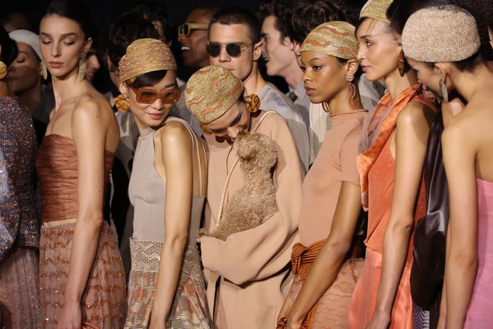 Giorgio Armani S/S 2025 - Runway