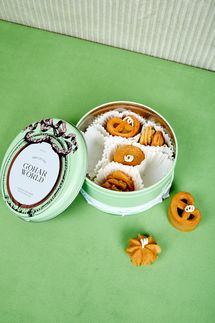 Gohar World Biscuit Tin Candles