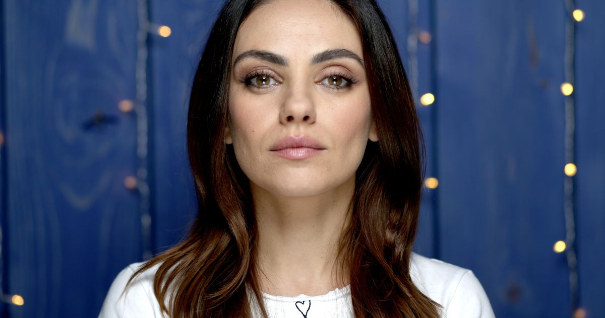 Mila Kunis Is the Luckiest Girl Alive In Netflix Adaptation of Jessica Knollâ€™s 2015 Novel - Vulture