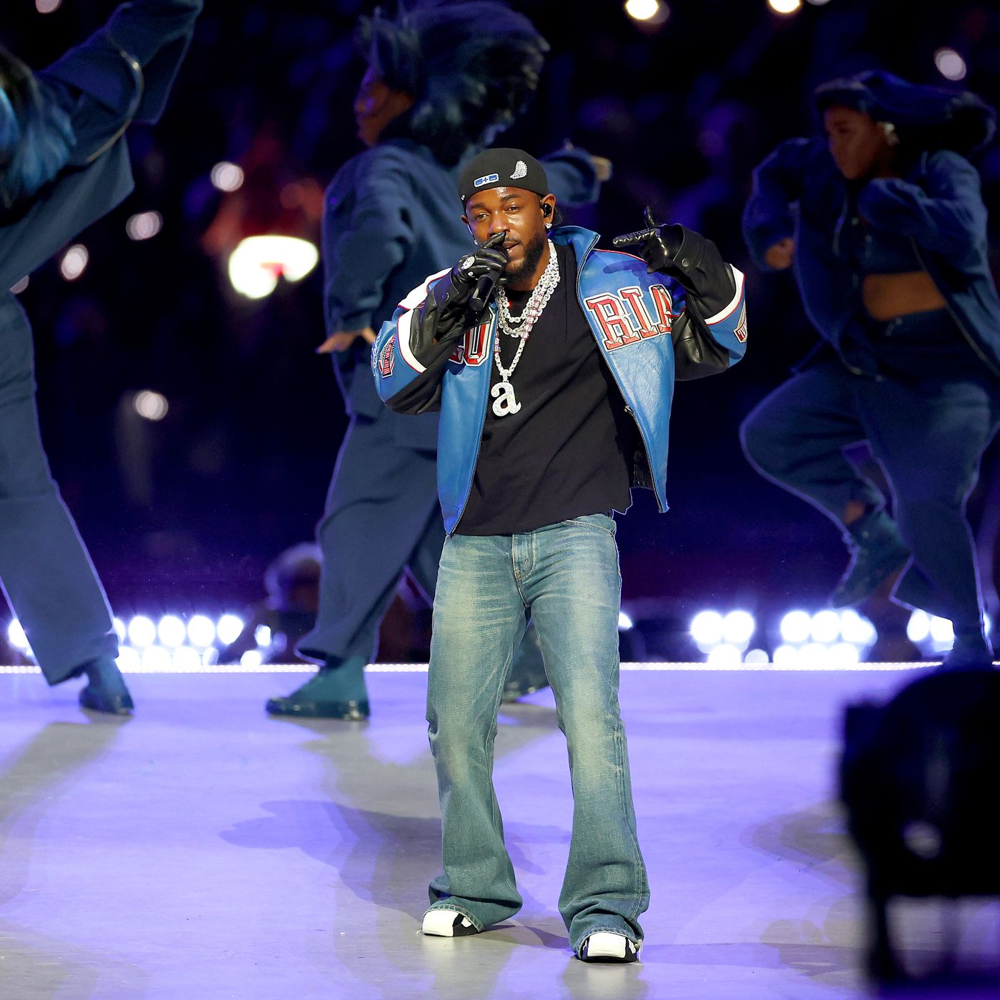 Kendrick Lamar Wore Bootcut Jeans at Super Bowl Halftime