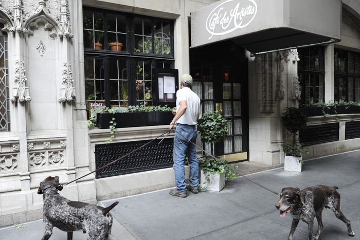 Cafe des Artistes on upper West Side, latest victim of reces