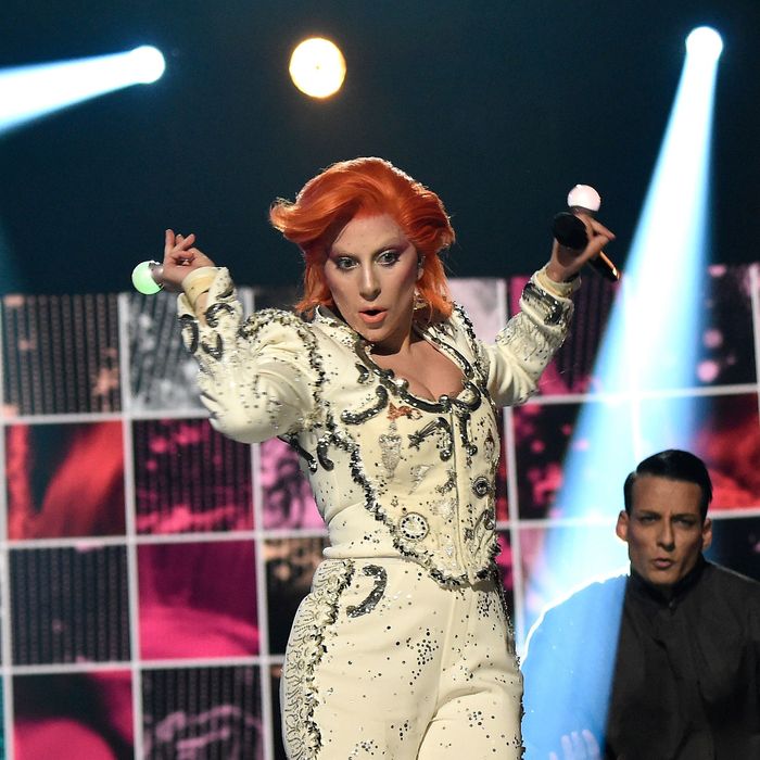 100 percent mesmerizing. (Photo by Kevin Mazur/WireImage)