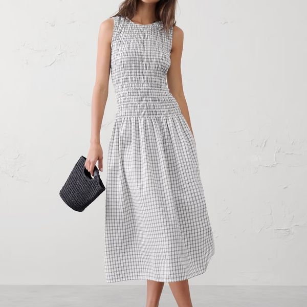 Banana Republic Factory Seersucker Smocked Midi Dress