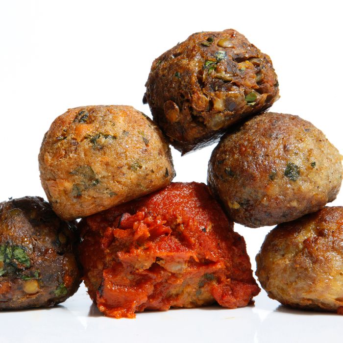 https://pyxis.nymag.com/v1/imgs/49b/696/e51aeba4ac85b53101c72e95dc73a88767-06-meatballs.jpg