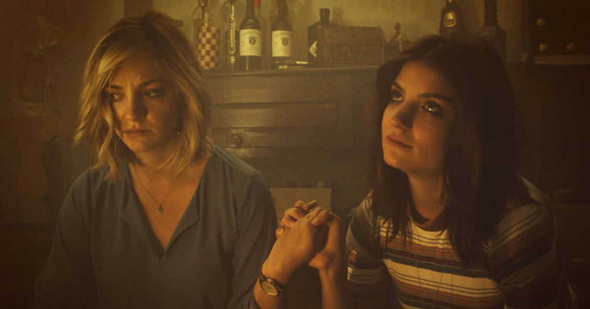 Bridey and Abby Elliott 'Clara's Ghost' Interview