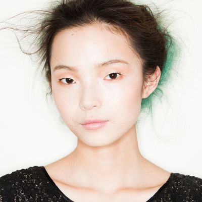 Model Xiao Wen Ju.