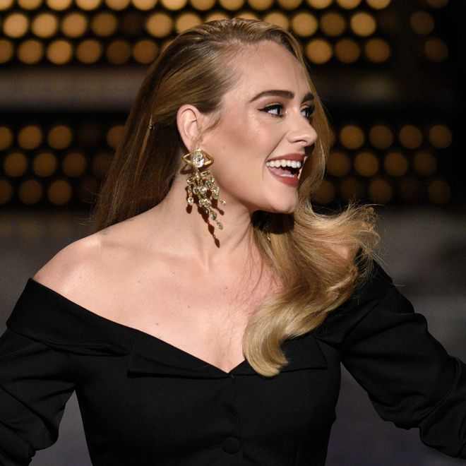 971b65ff68b78e8c063d7574c8829228dc-adele