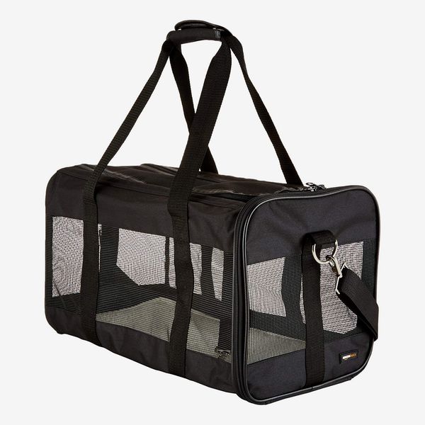 AmazonBasics Soft-Sided Pet Travel Carrier