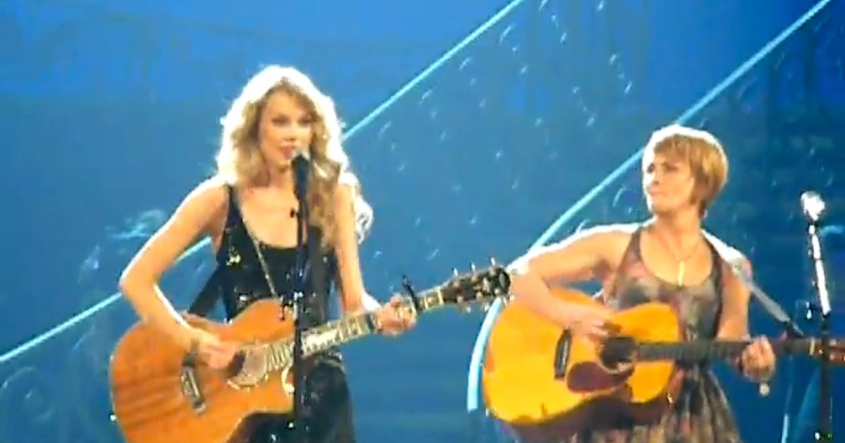 Watch Taylor Swift Duet With Shawn Colvin Clickable Vulture