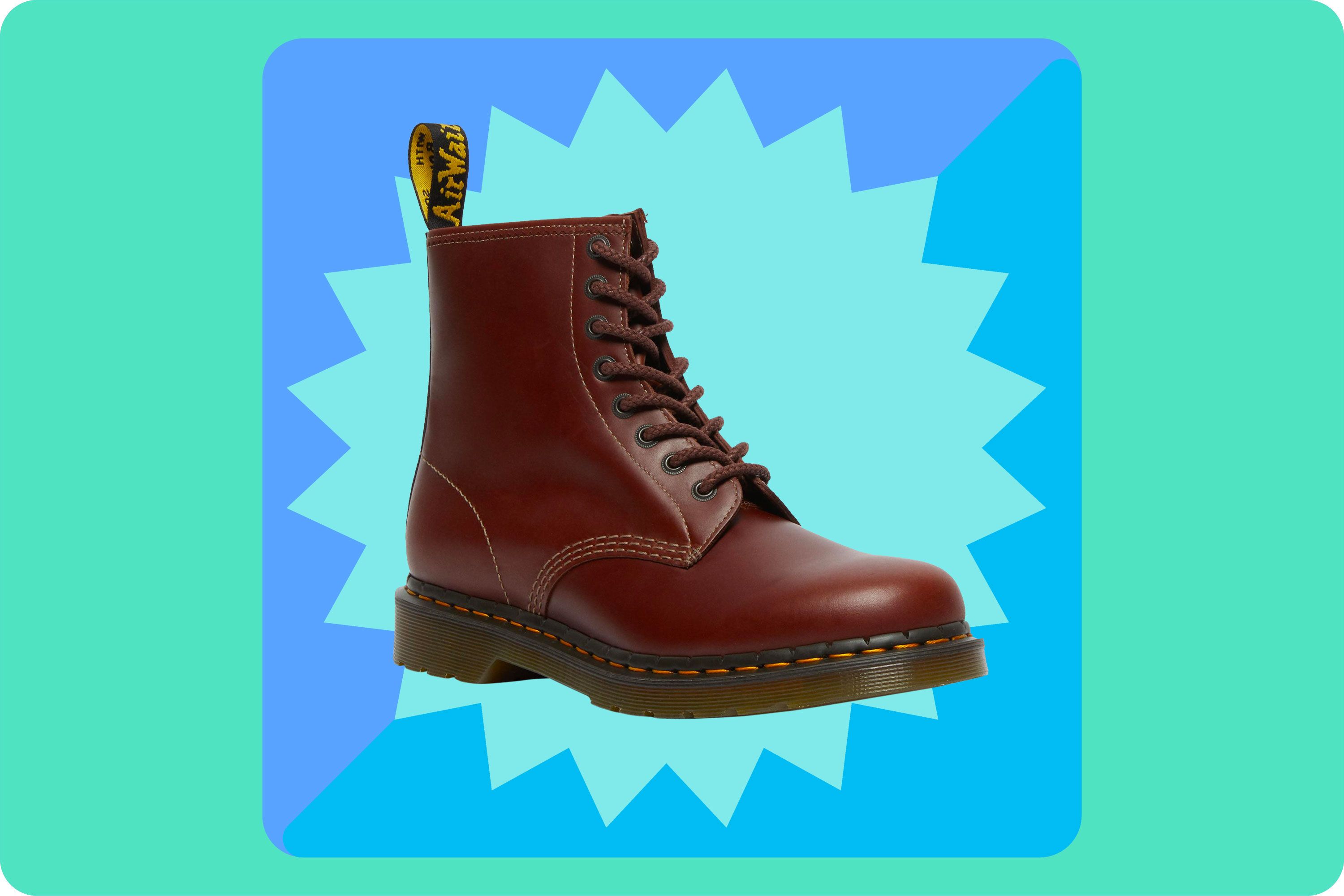 heden Zwijgend niemand Dr. Martens 1460 Abruzzo Leather Lace Up Boots Sale 2022 | The Strategist