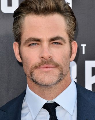 Why Did Chris Pine Make His Face Like This