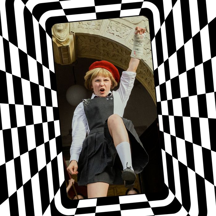 Who Is the Red-Beret Girl From the 'Matilda' Musical?