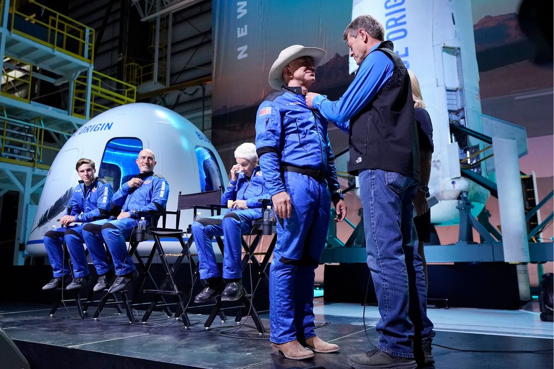 What Blue Origin Stands to Gain After Jeff Bezos Muzzled the Washington Post