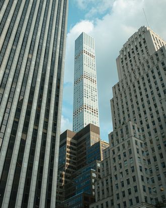 432 Park Owners Sue Developers Over Building Facade Cracks