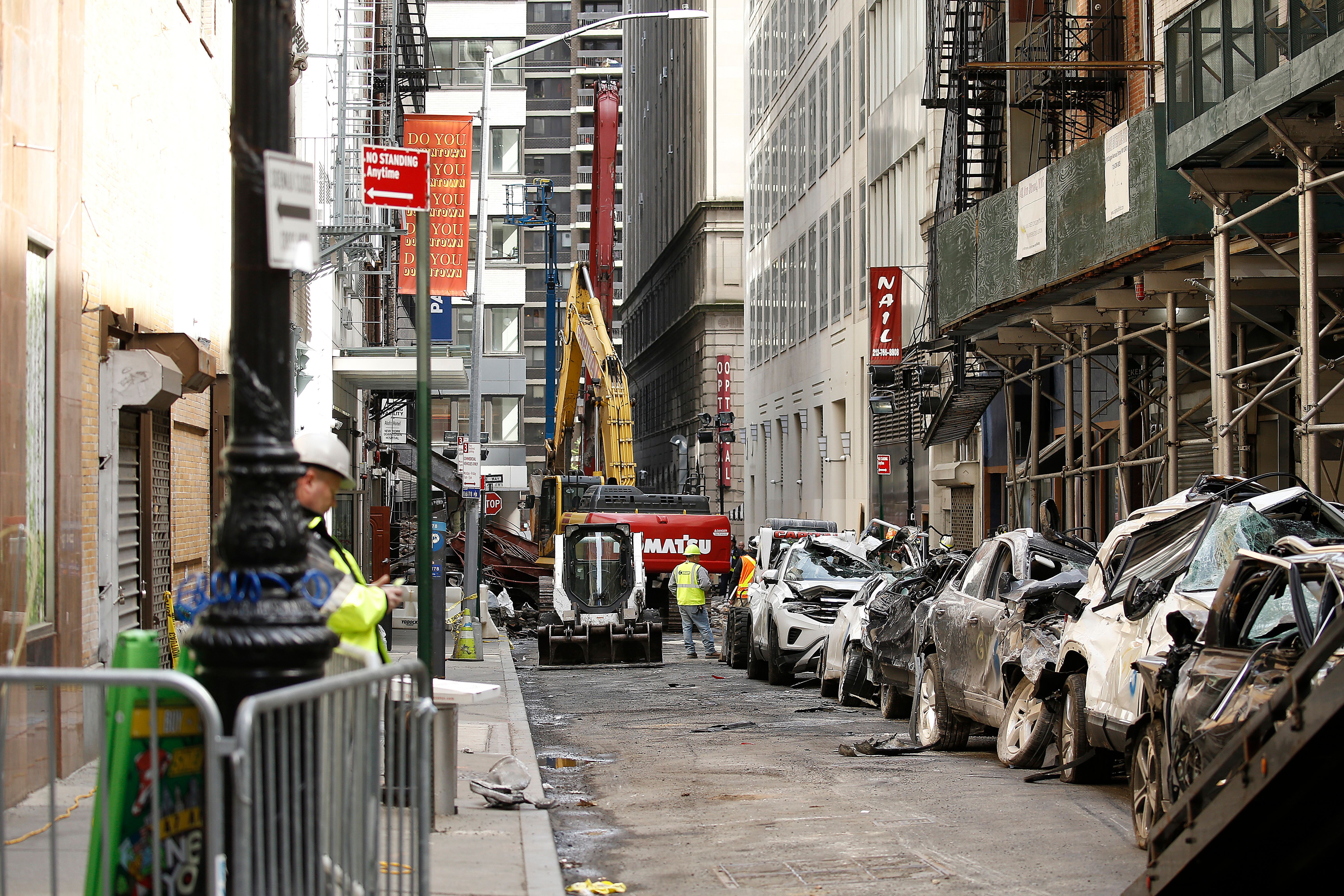 Newly Opened Mall Collapses Instantaneously Due to Structural Failure