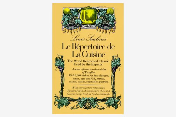 Le Répertoire De La Cuisine: The World Renowned Classic Used by the Experts