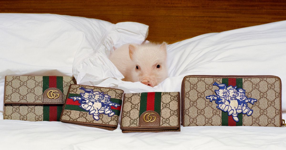 gucci year of the pig wallet