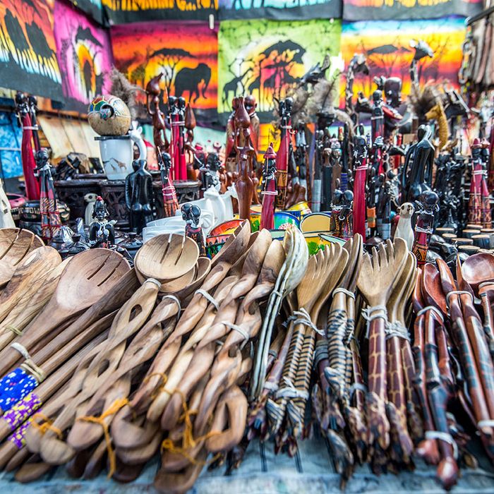 african souvenir shop