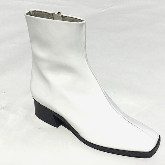 comfortable white boots