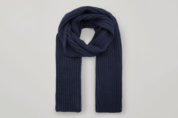 Cos Chunky Knit Wool Scarf
