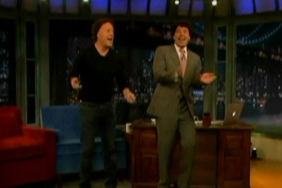 Last Night on Fallon Bruce Willis Rocked a Mean Wig and Sang