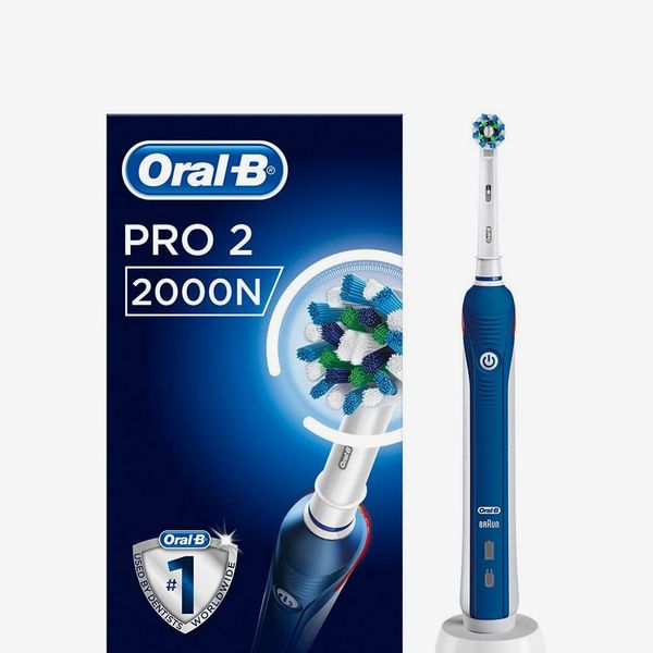 Oral-B Pro 2000 Cross Action Electric Toothbrush