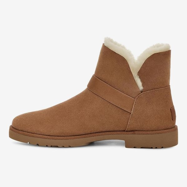 UGG Romely Short Buckle Boot (Women)