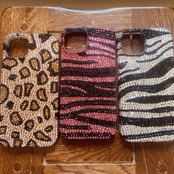JudyOriginalcraft Rhinestone Glitter Phone Case - Brown Leopard