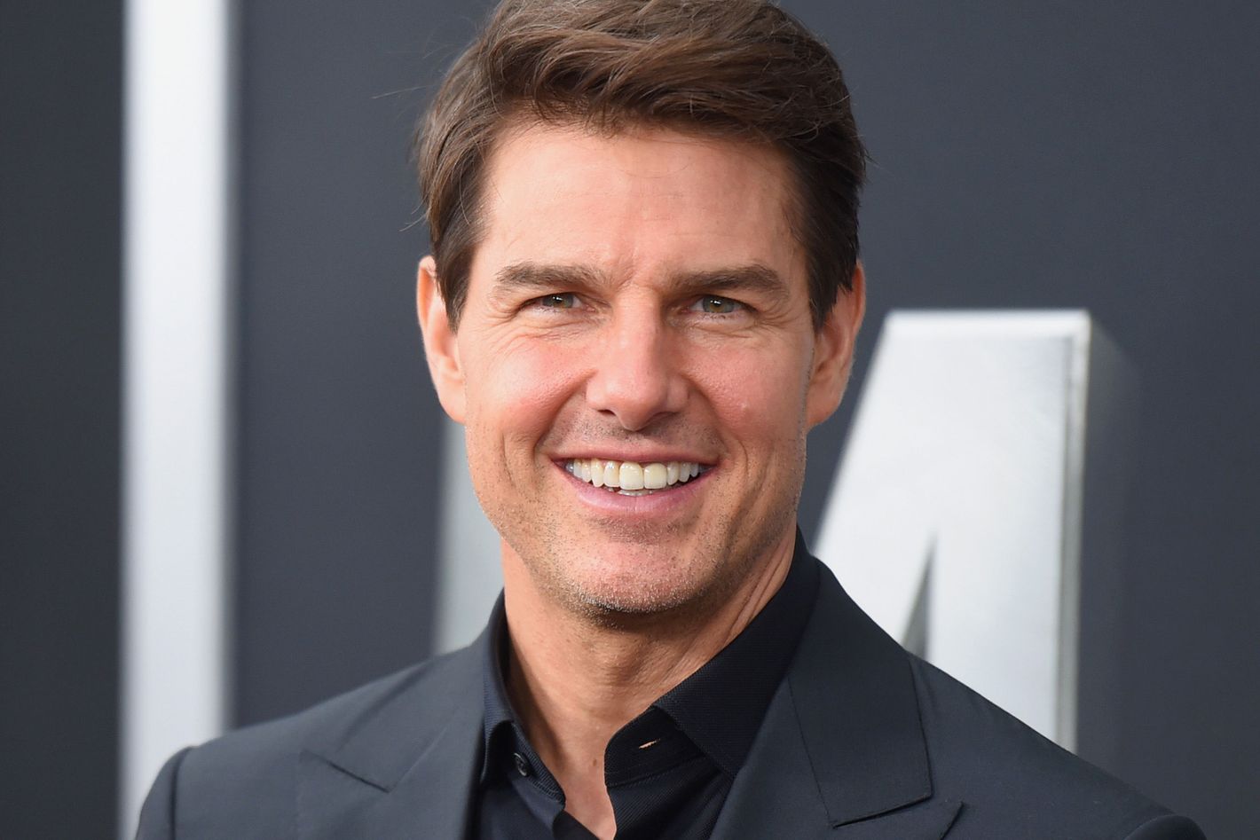 is tom cruise 5'4