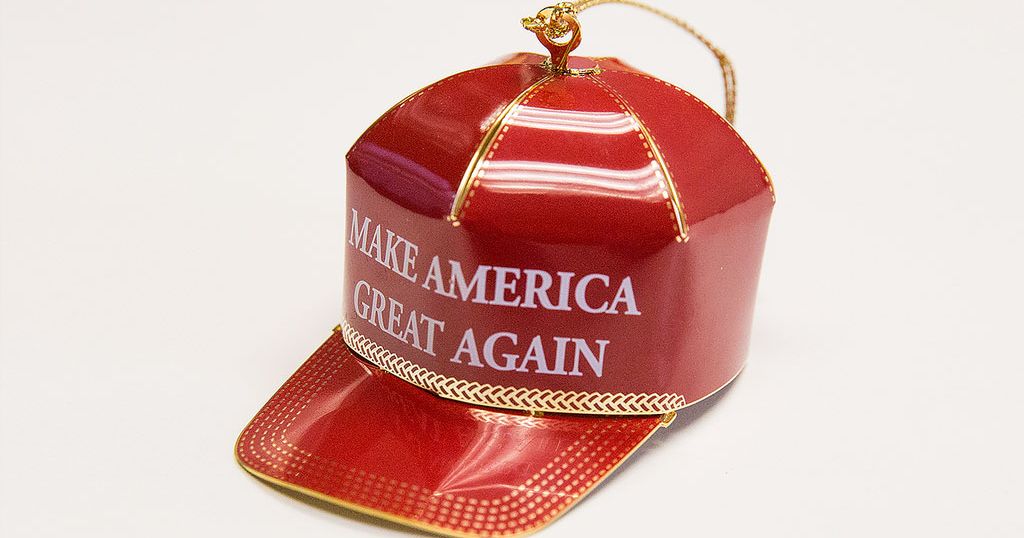 TRUMP President Make America Great Again USA Christmas Ornament Scrabble Tiles 