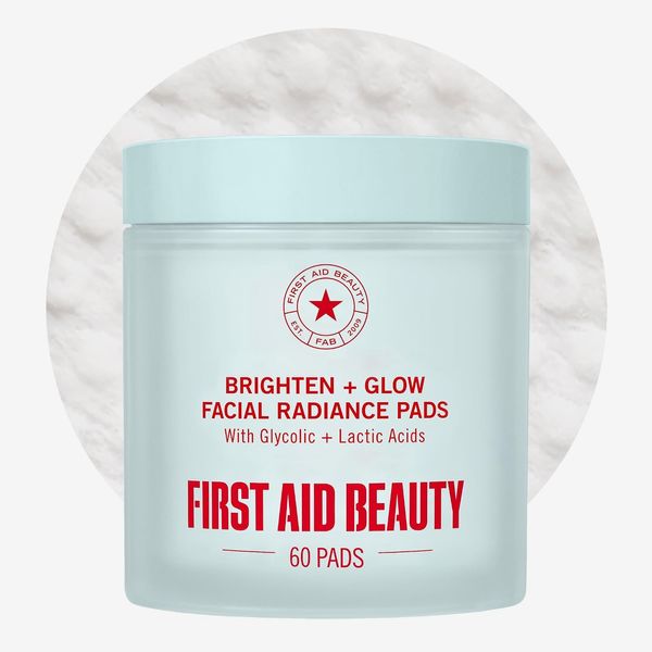 First Aid Beauty Brighten + Glow Facial Radiance Pads - 60 Count