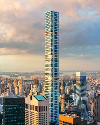 432 Park NYC Building for the Ultrarich Is Falling Apart