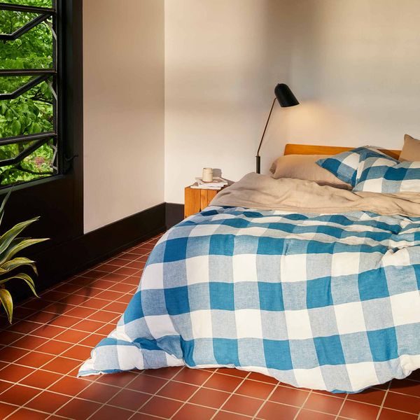 Brooklinen Linen Duvet Cover (Blue Ink Blue Gingham)