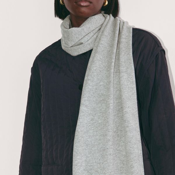 Everlane The Cashmere Scarf