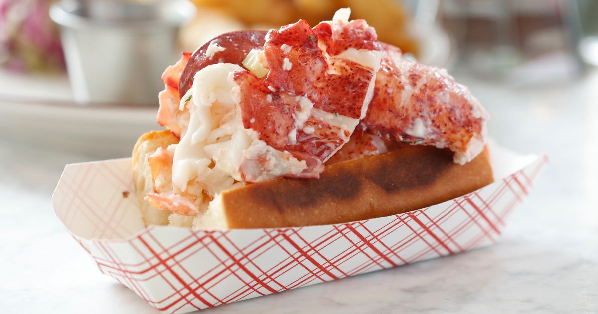 The Absolute Best Lobster Roll in NYC