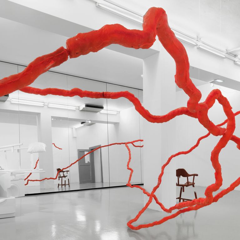 “A Guest + AHost = A Ghost” installation view (2009), with works by Urs Fischer.