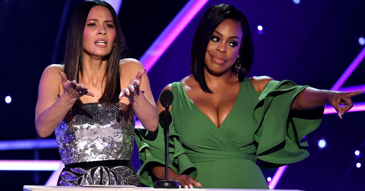 Niecy Nash Calls Dibs on Reading Sterling K. Brown’s SAG Win