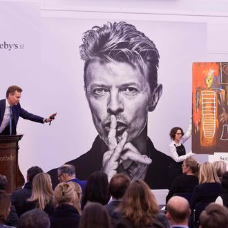 Bowie Collector Evening Auction
