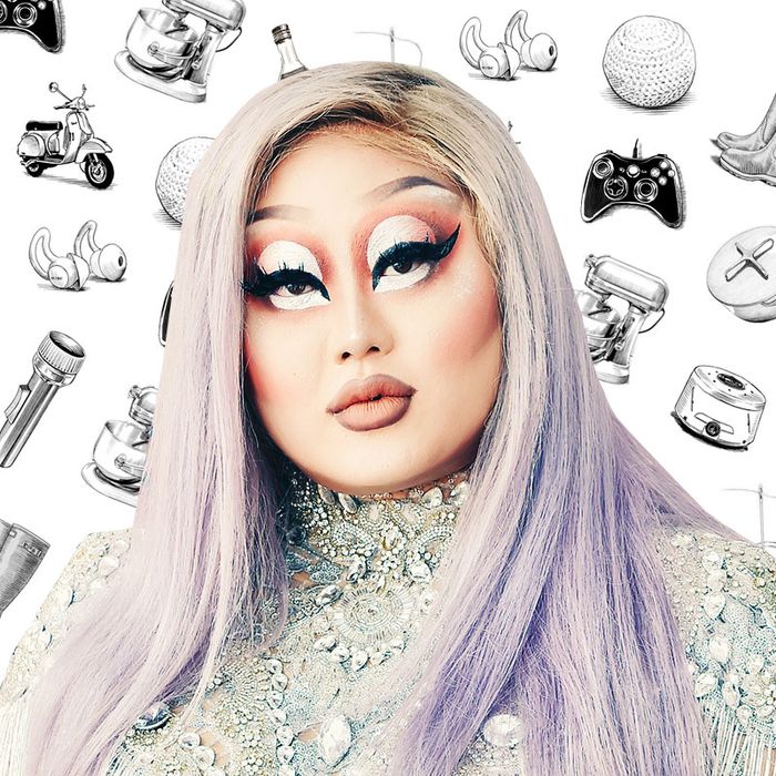 kim chi drag queen cosmetics