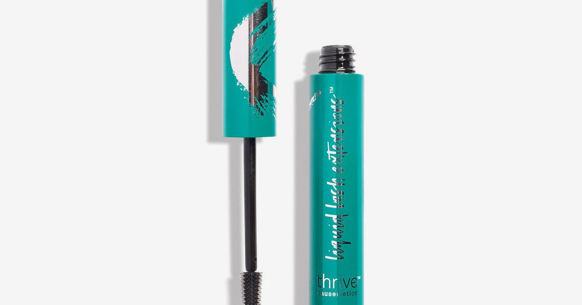 thrive-causemetics-mascara-review-with-pictures