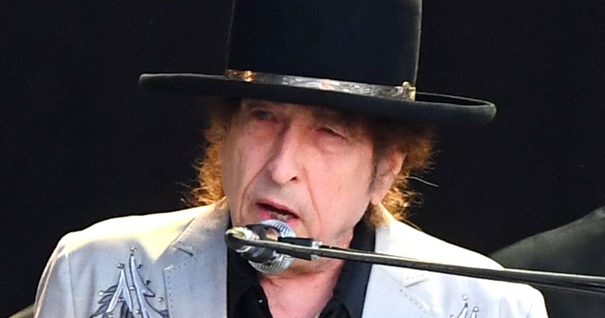 Is Bob Dylan Feuding With One of His Most Popular Fan Accounts?