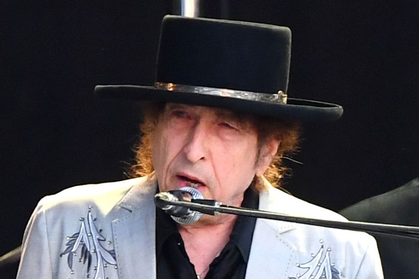 Is Bob Dylan Feuding With One of His Most Popular Fan Accounts?