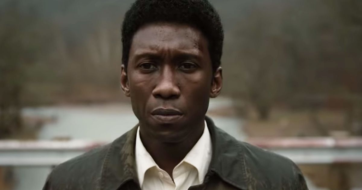 這真正的偵探，第 3 季預告片由 Mahershala Ali 主演，多個時間線