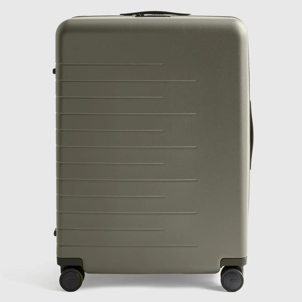 Quince Large Check-In Suitcase