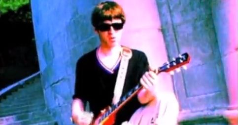 Hear Oasis’s Noel Gallagher Brutally Critique Oasis Videos