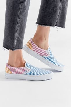 Vans Deck Club Slip-On Sneaker